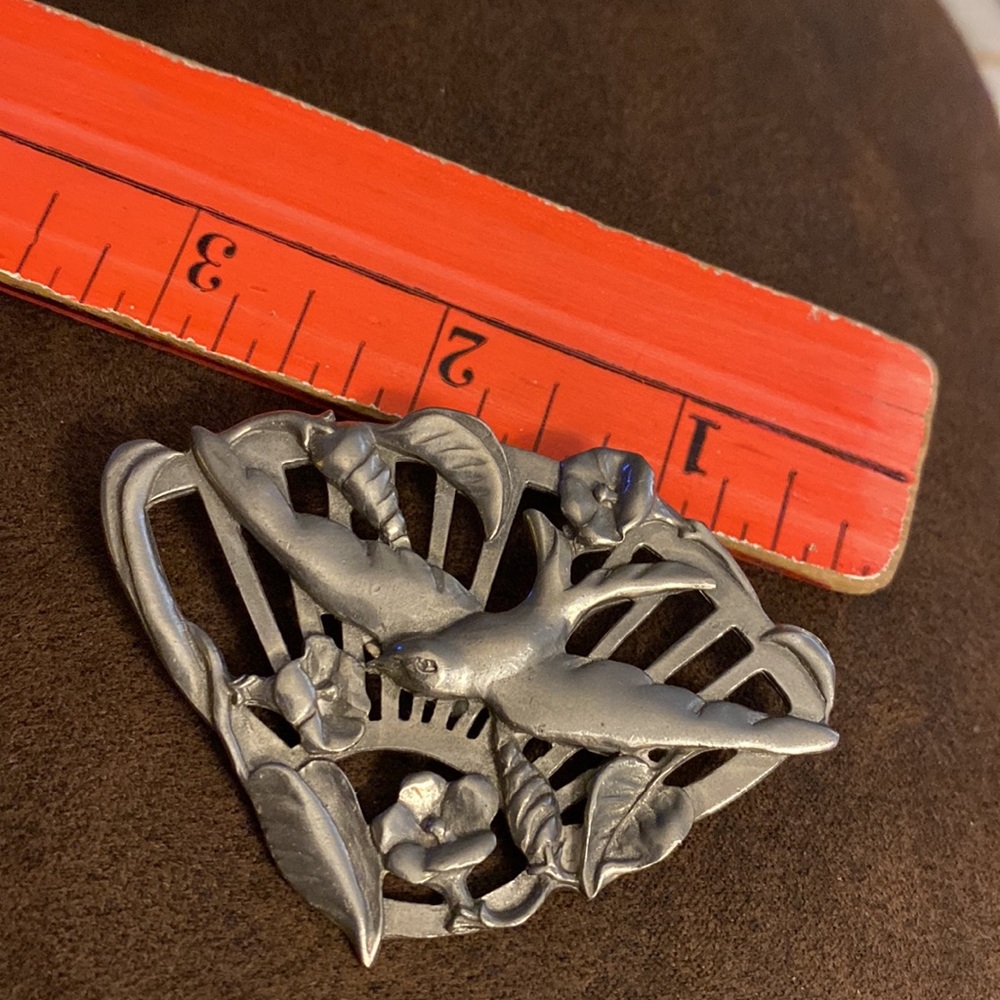 Vintage Pewter Brooch Signed Seagull Pewter Canada
